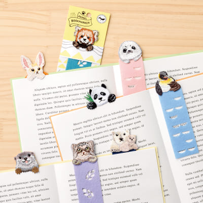 ANIMAL BOOKMARKER 刺繍しおり カワウソの画像04